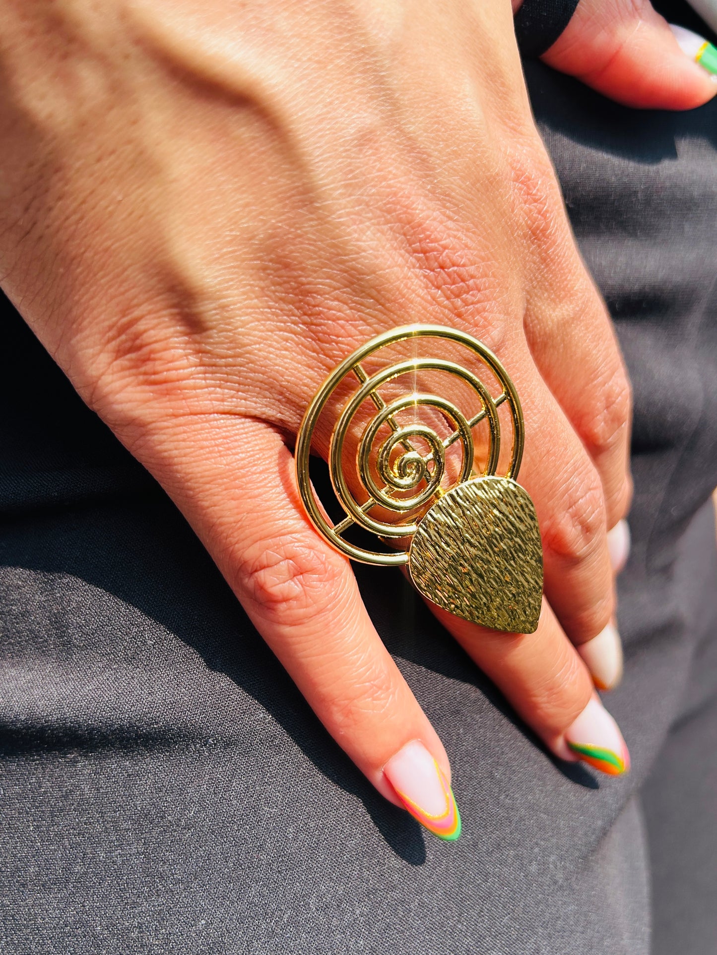 Bague fantaisie dorée