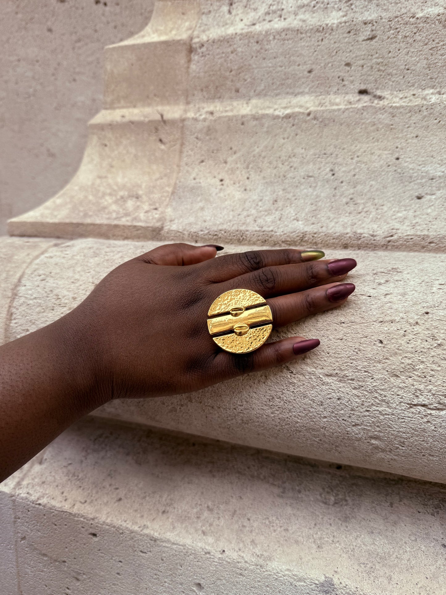 Bague ethnique dorée & ajustable