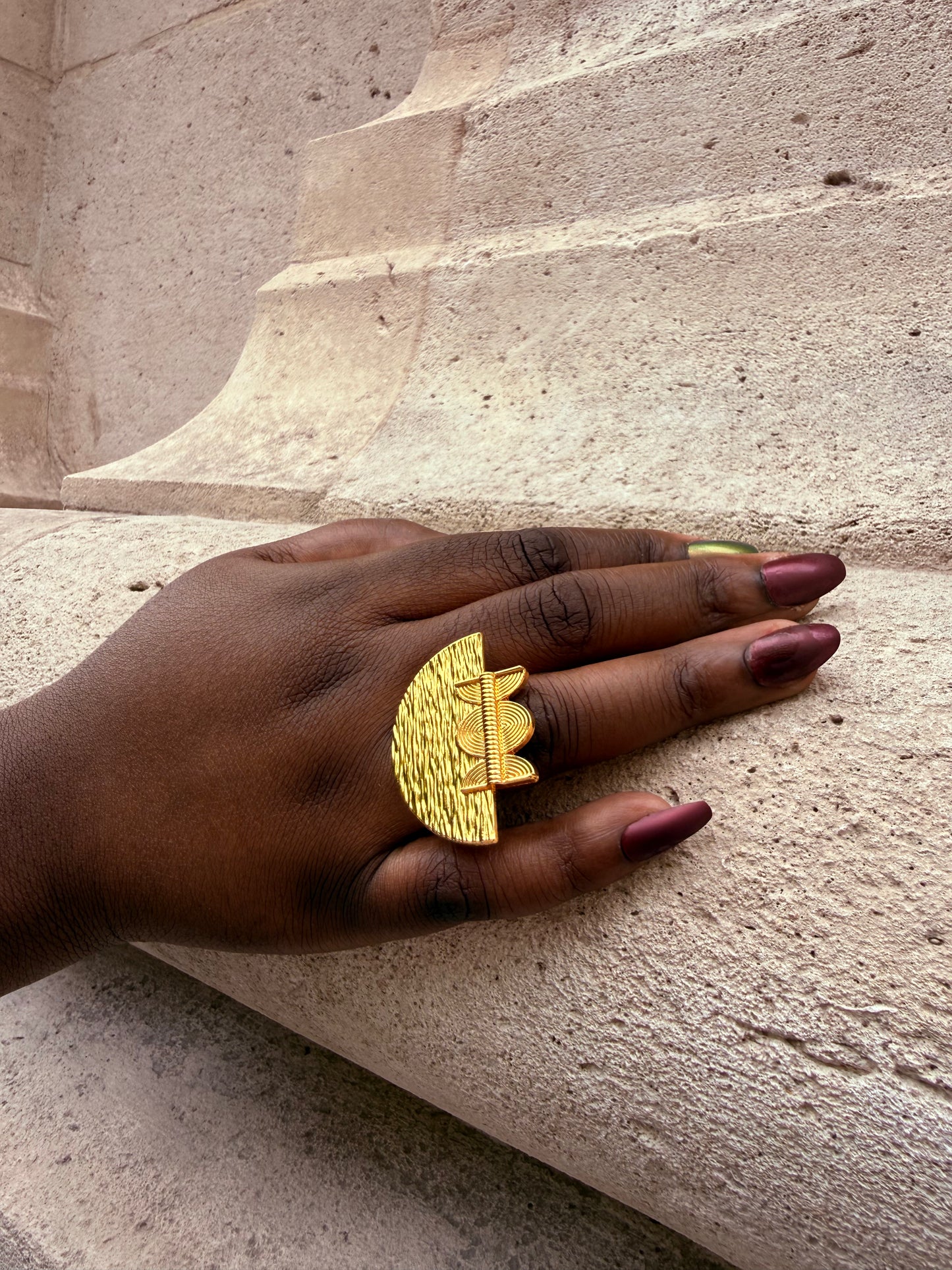 Bague ethnique dorée & ajustable