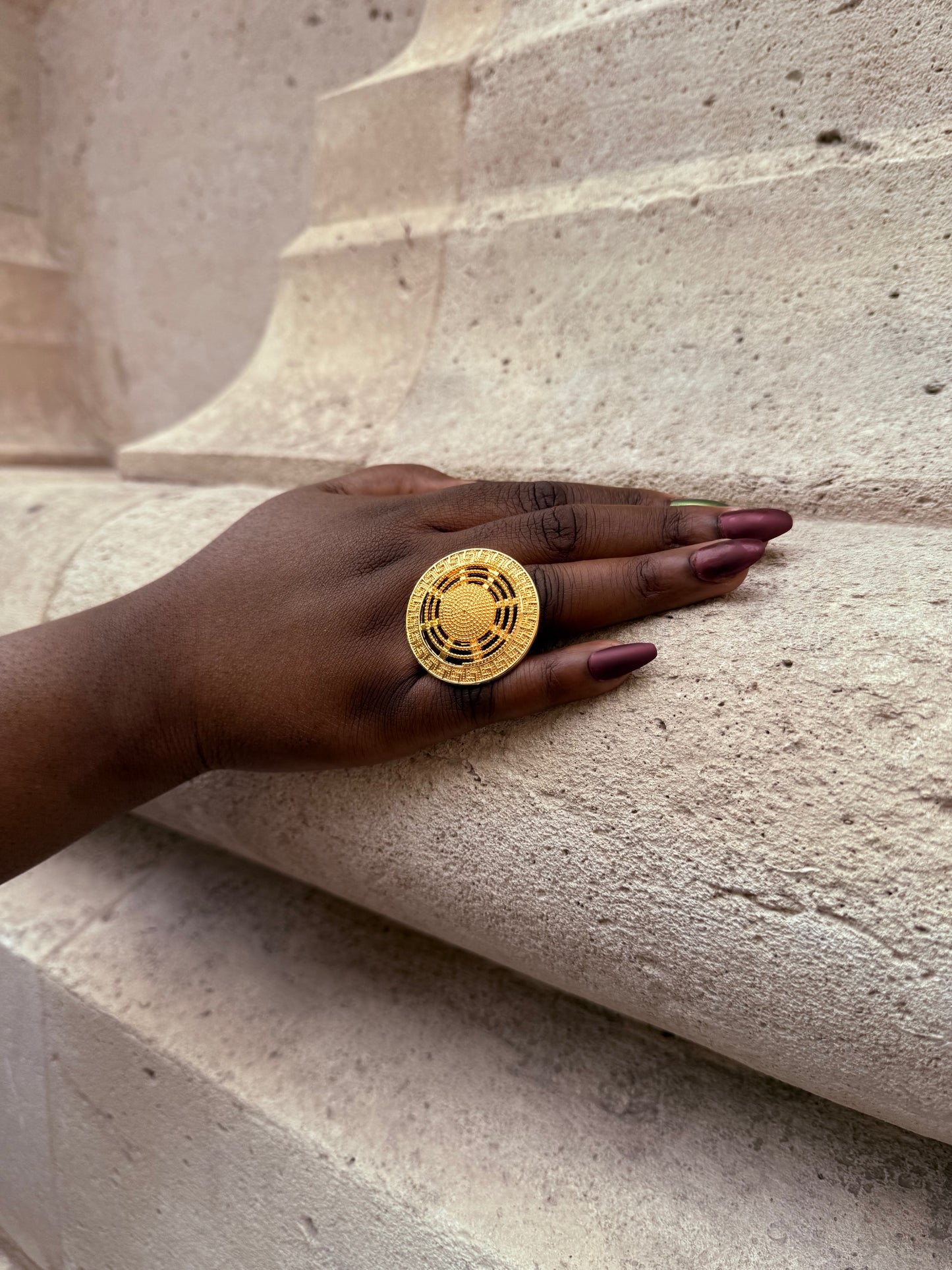Bague ethnique dorée & ajustable