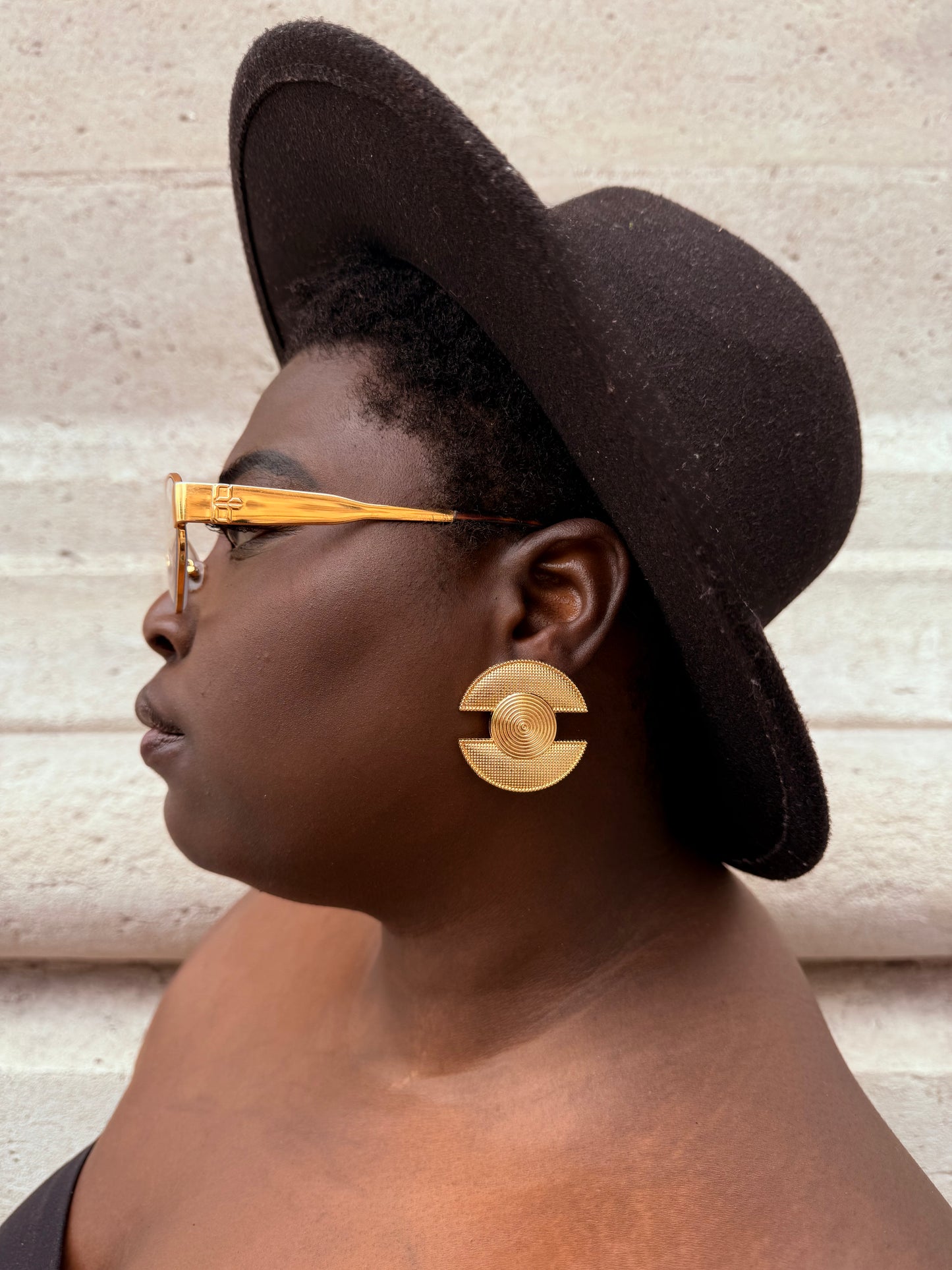 Boucles d’oreilles ethniques dorées Afro Chic