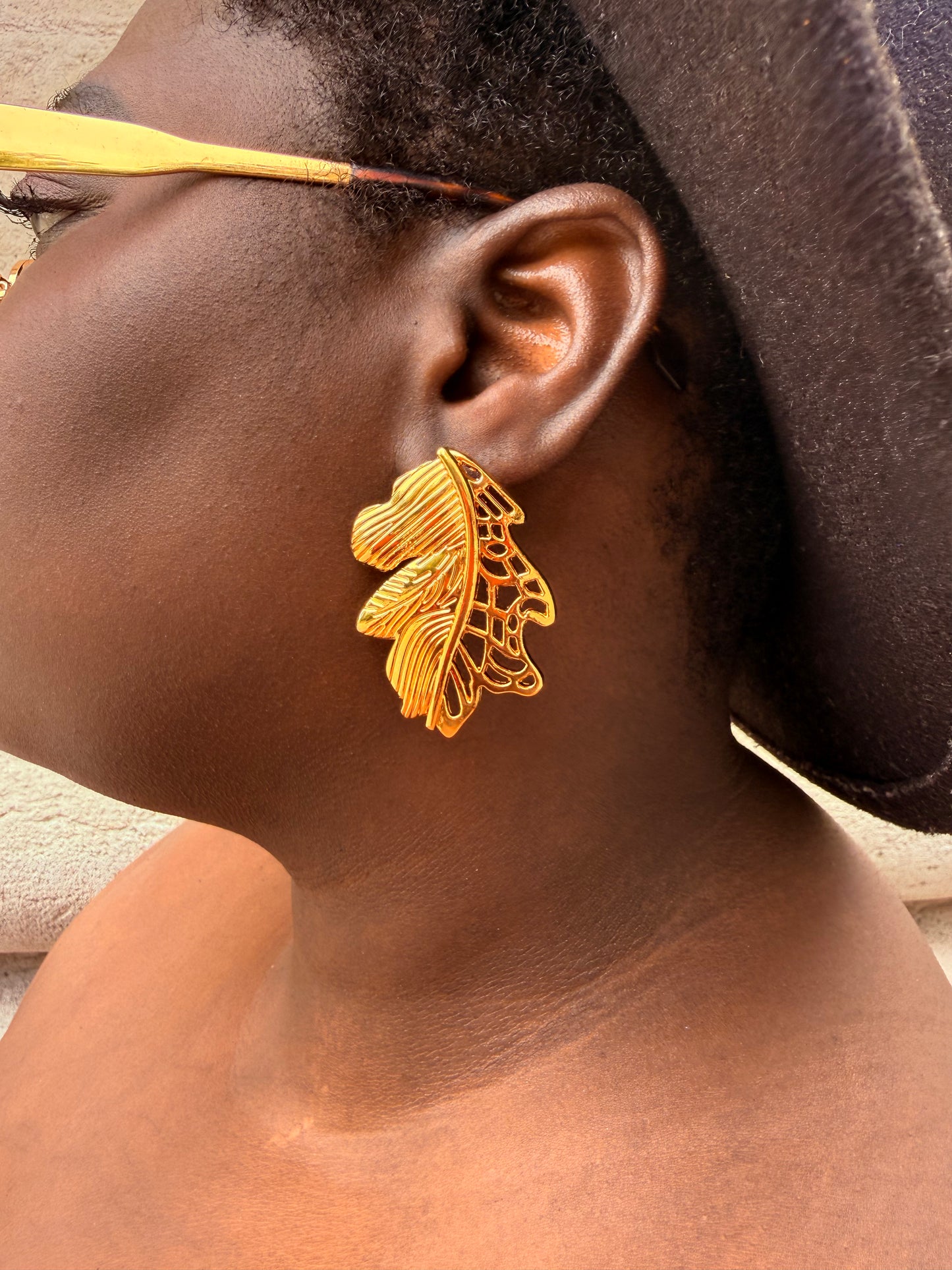 Boucles d’oreilles ethniques dorées Afro Chic