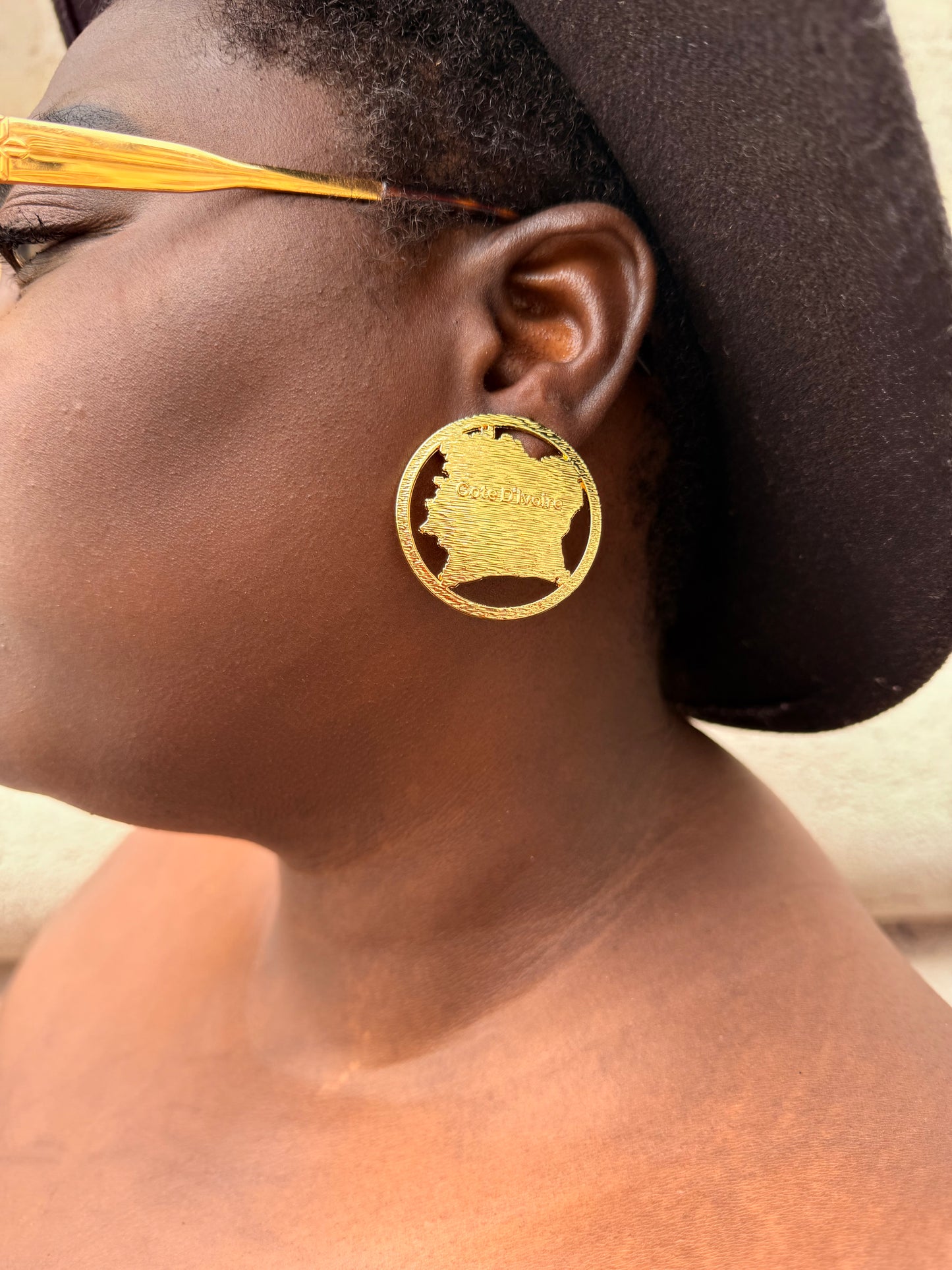 Boucles d’oreilles ethniques dorées Afro Chic