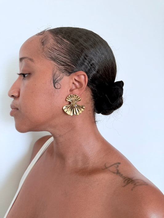 Boucle d'oreille fantaisie dorée