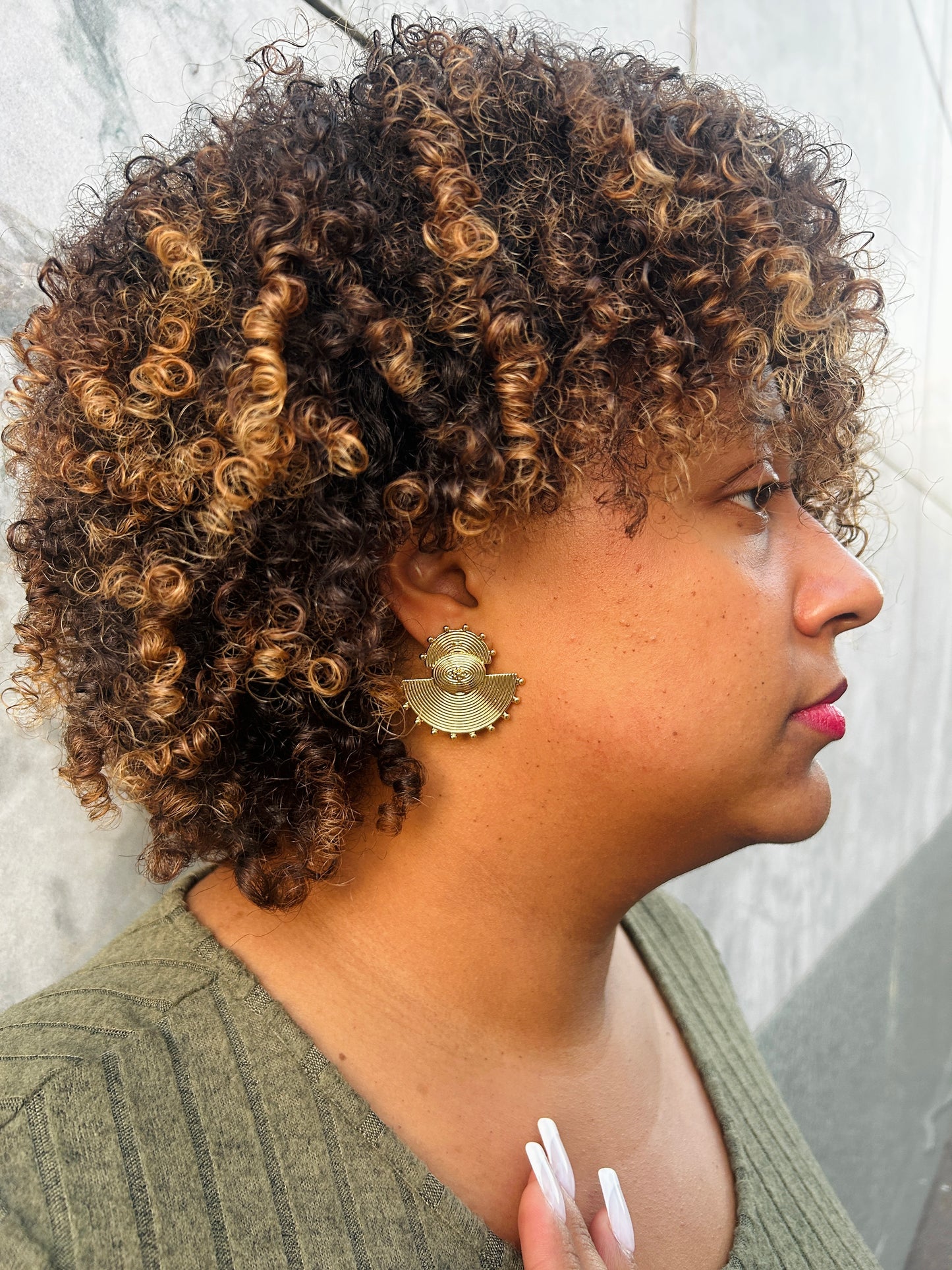 Boucles d’oreilles ethniques dorées Afro Chic