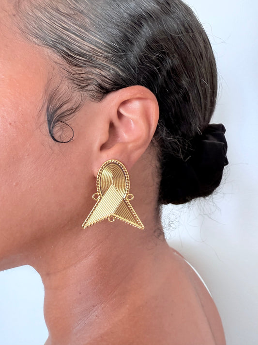 Boucle d'oreille fantaisie dorée