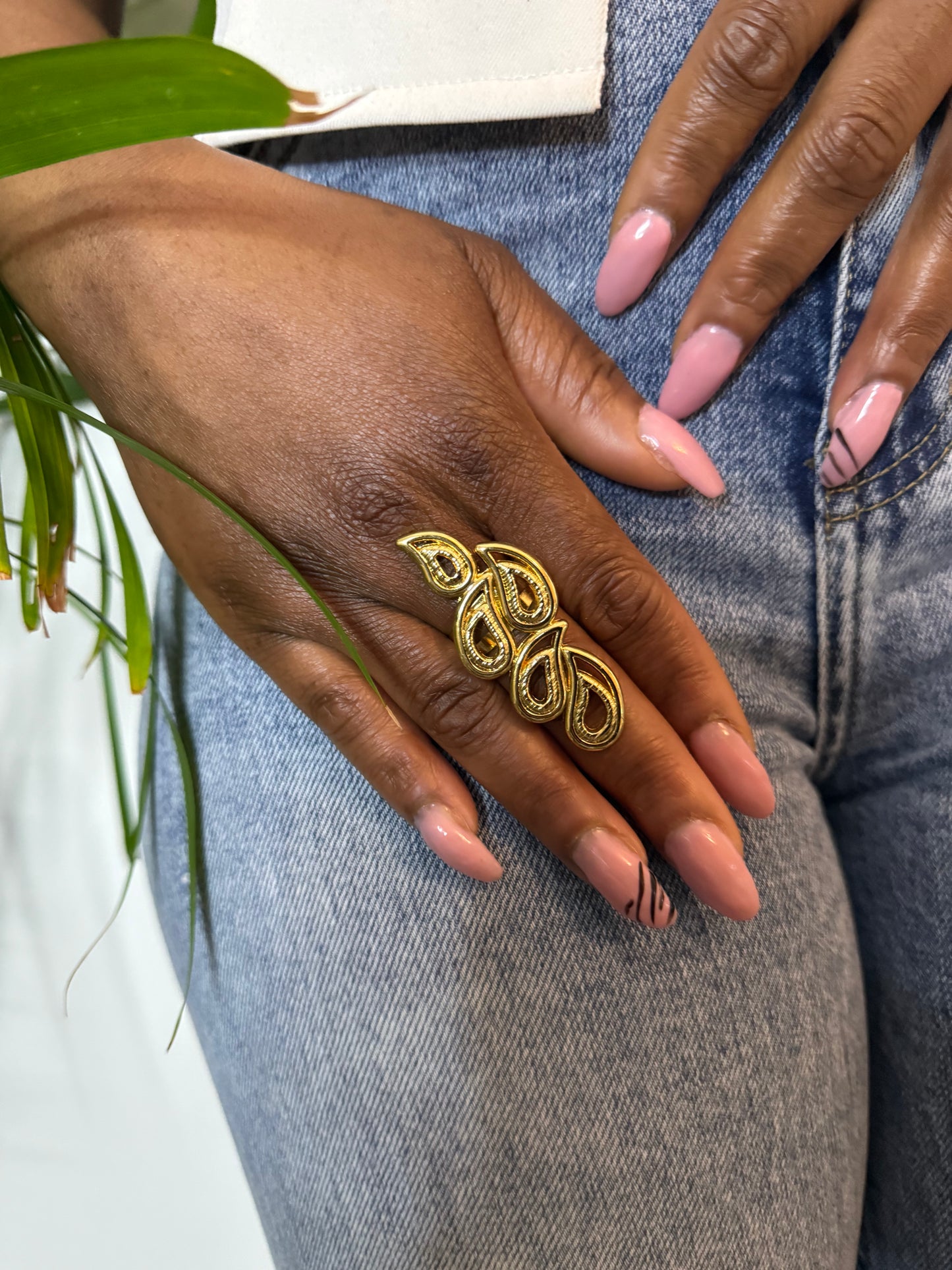 Bague ethnique dorée & ajustable