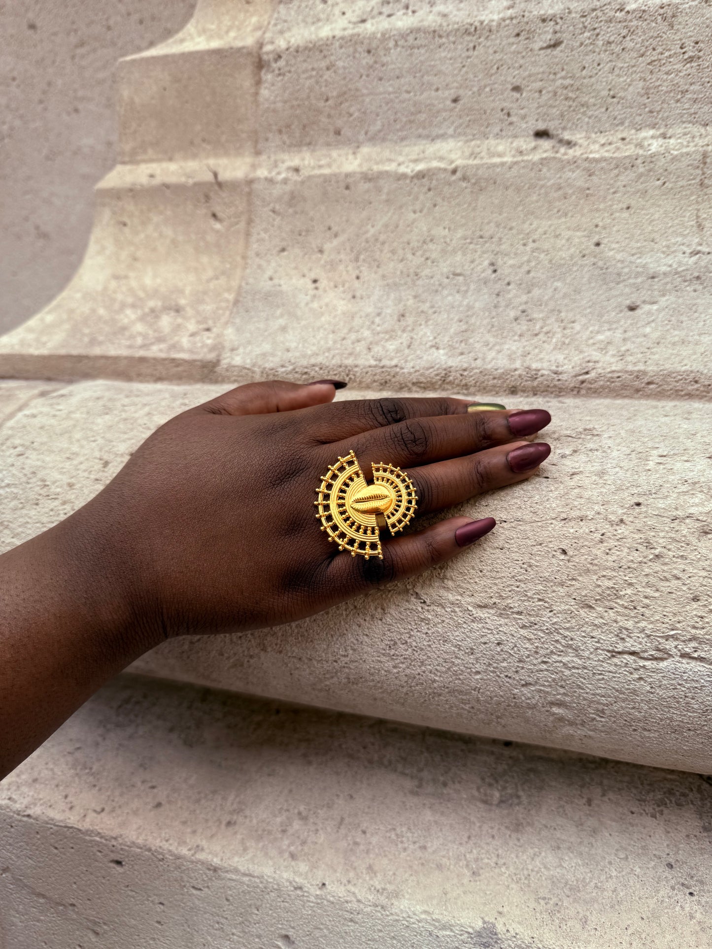 Bague ethnique dorée & ajustable