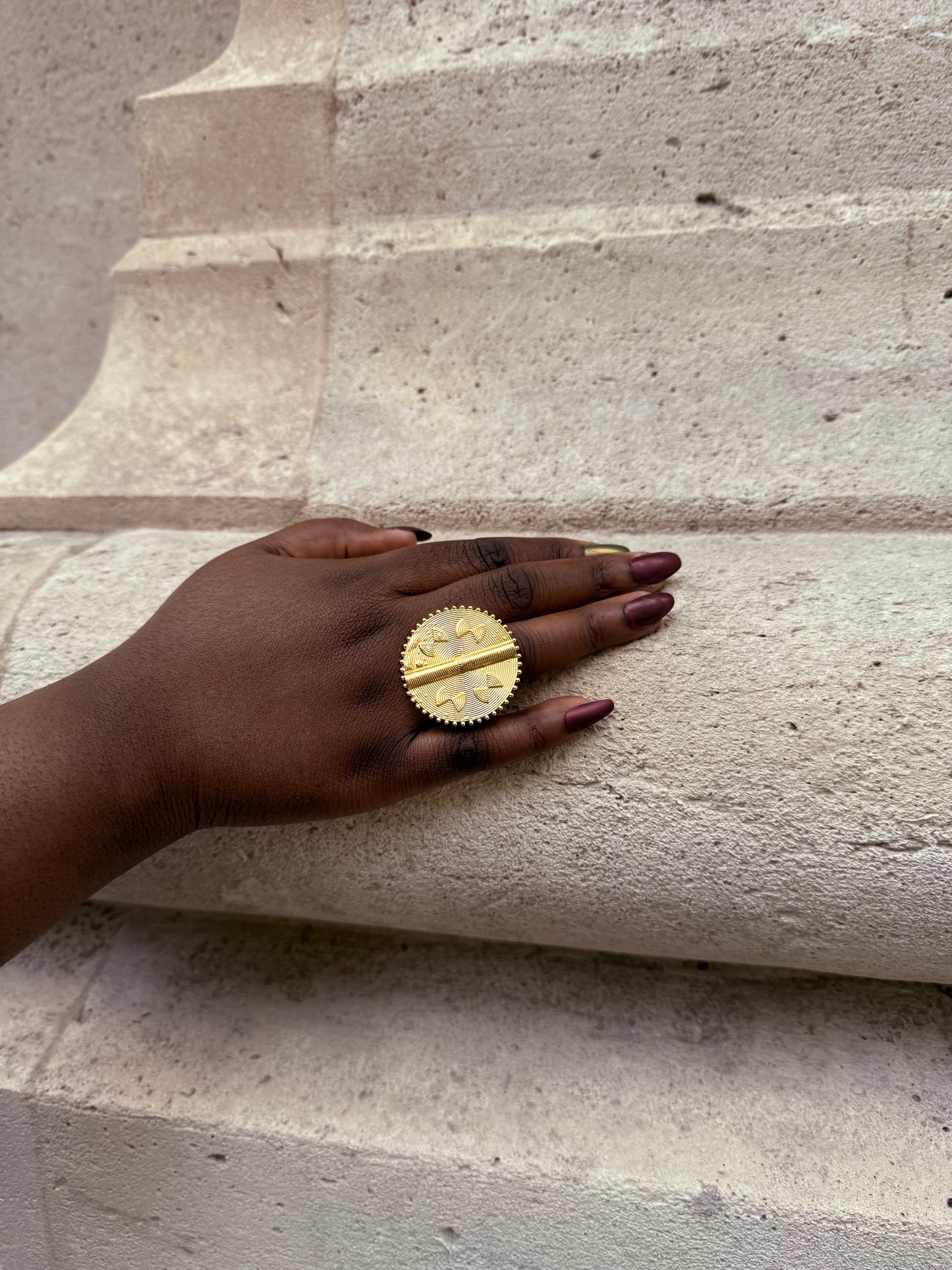 Bague ethnique dorée & ajustable