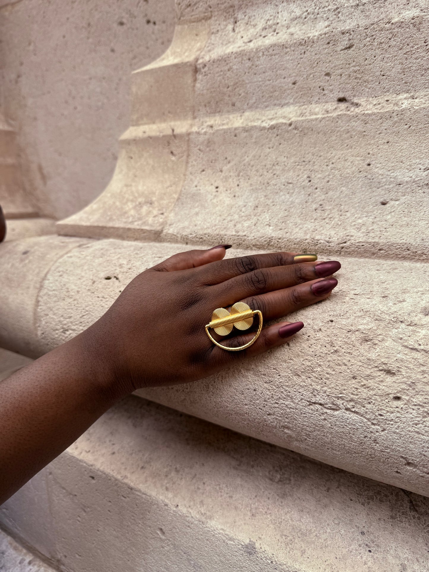 Bague ethnique dorée & ajustable