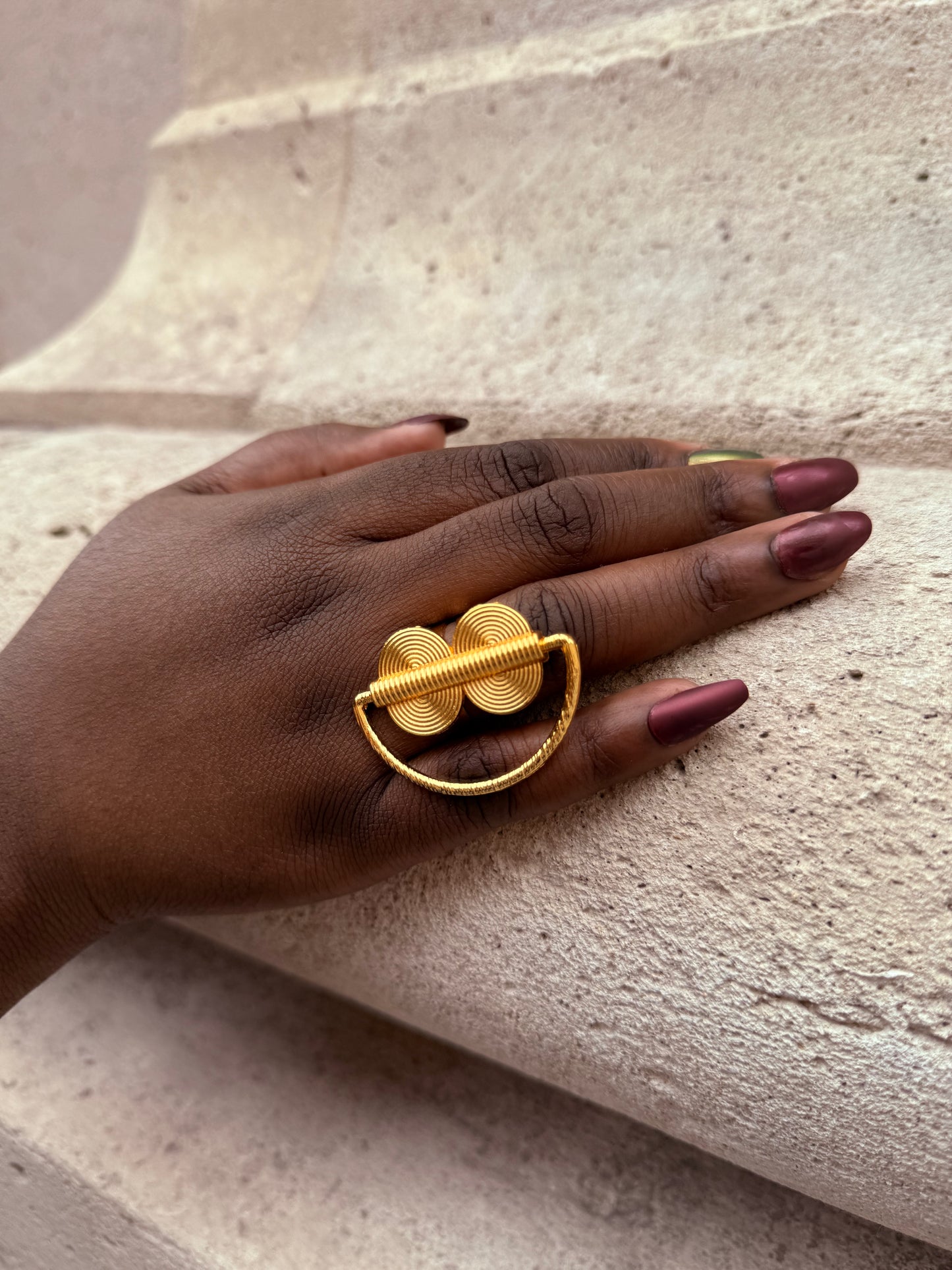 Bague ethnique dorée & ajustable