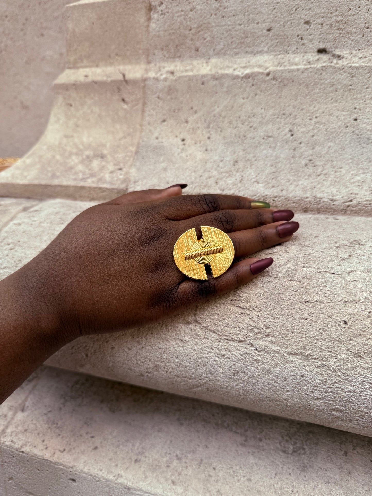 Bague ethnique dorée & ajustable
