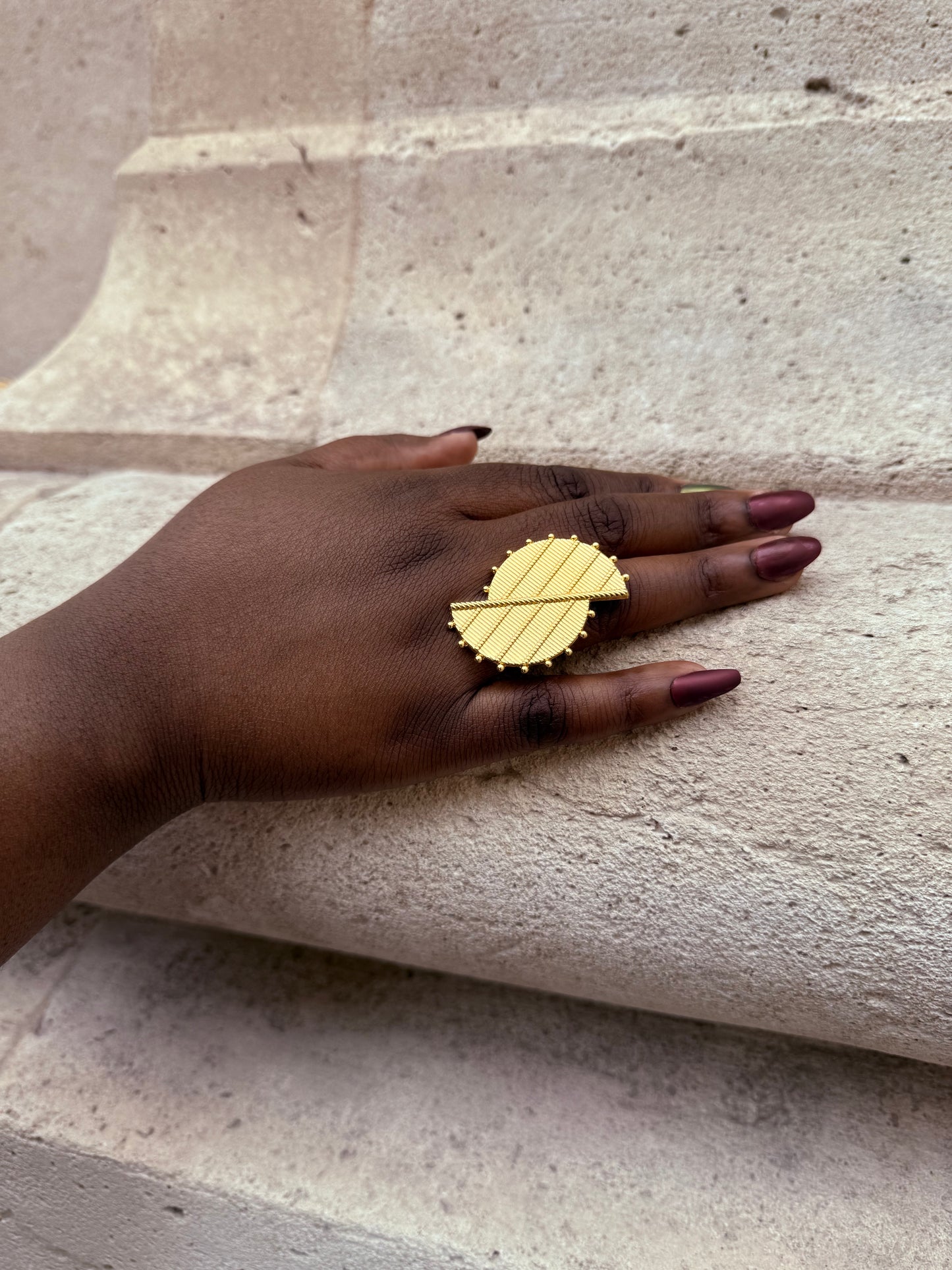 Bague ethnique dorée & ajustable