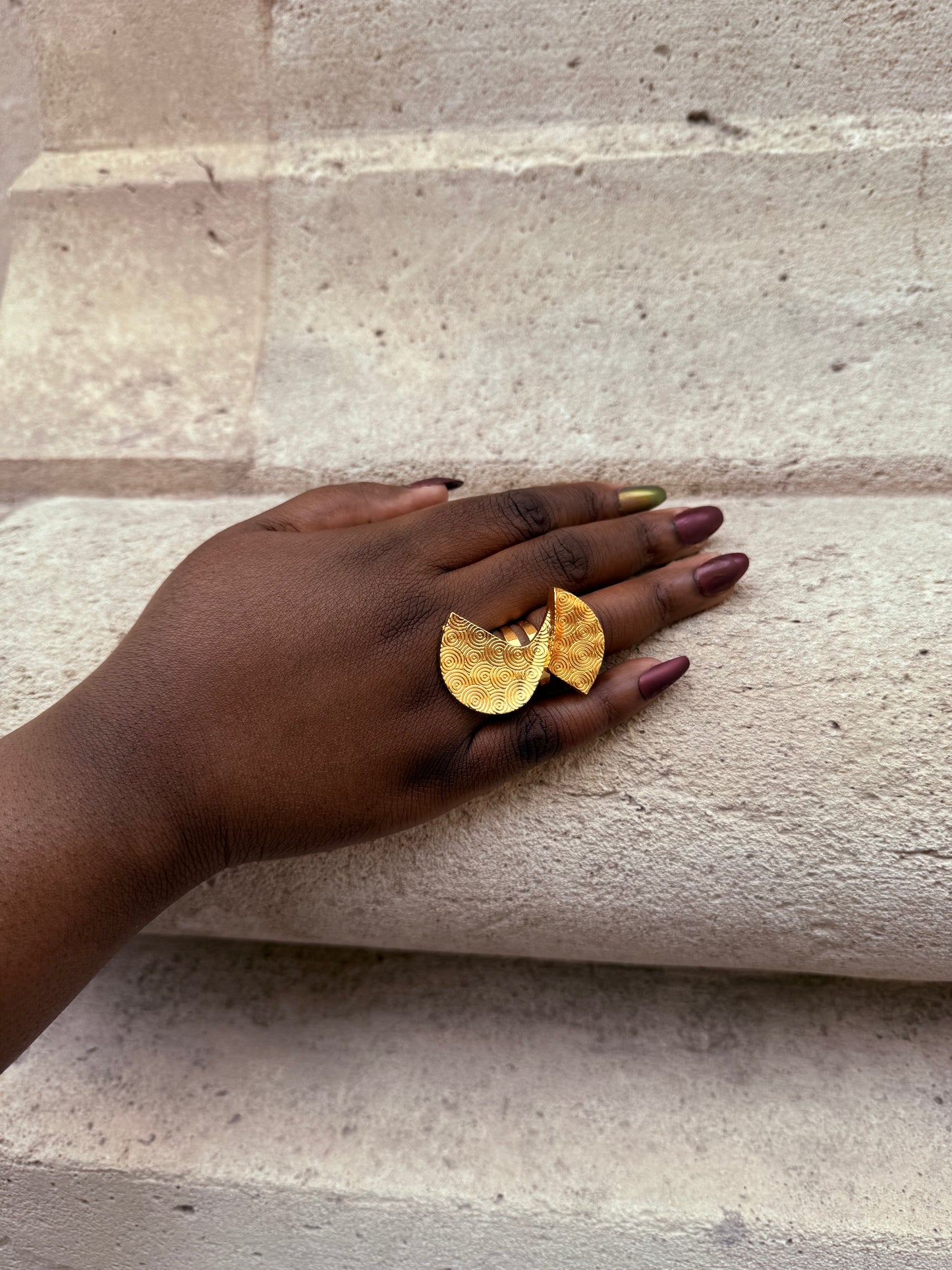 Bague ethnique dorée & ajustable