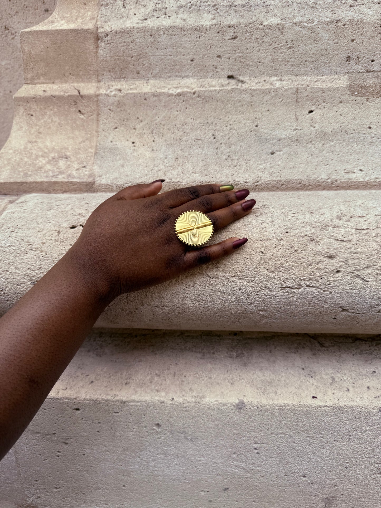 Bague ethnique dorée & ajustable