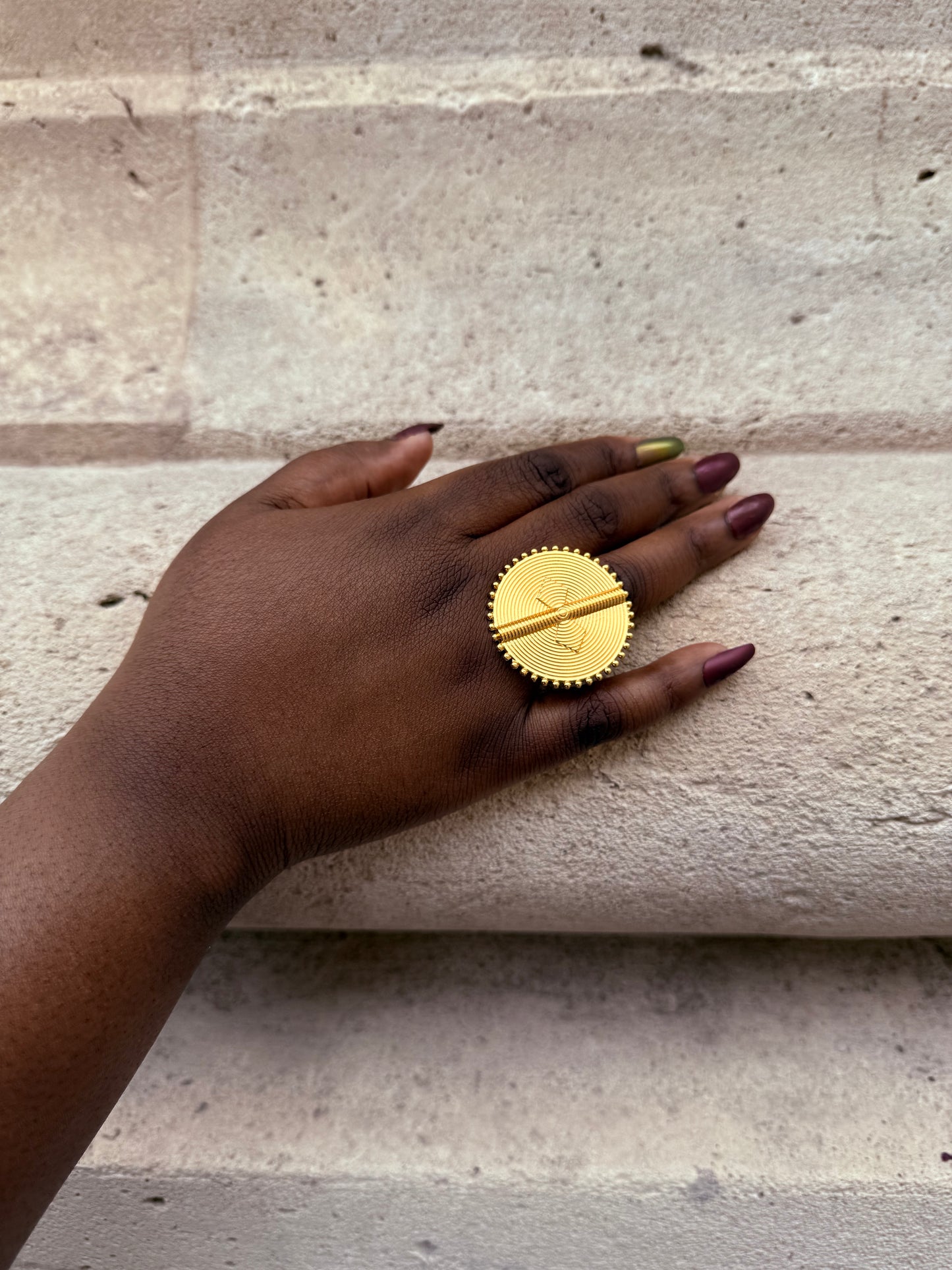 Bague ethnique dorée & ajustable