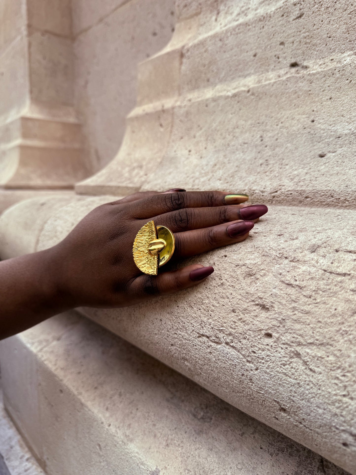 Bague ethnique dorée & ajustable