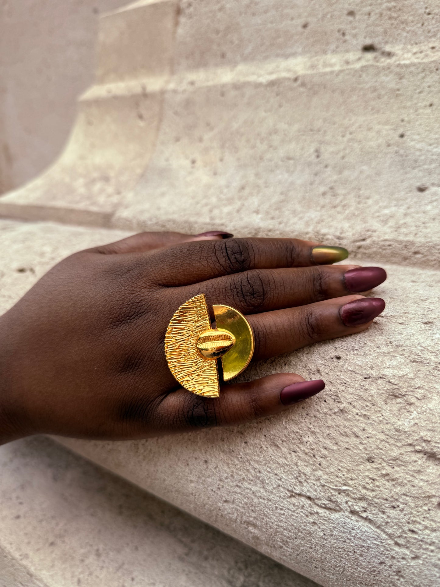 Bague ethnique dorée & ajustable