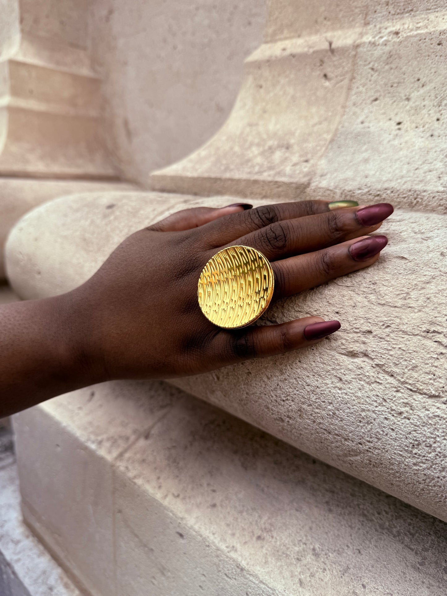 Bague ethnique dorée & ajustable