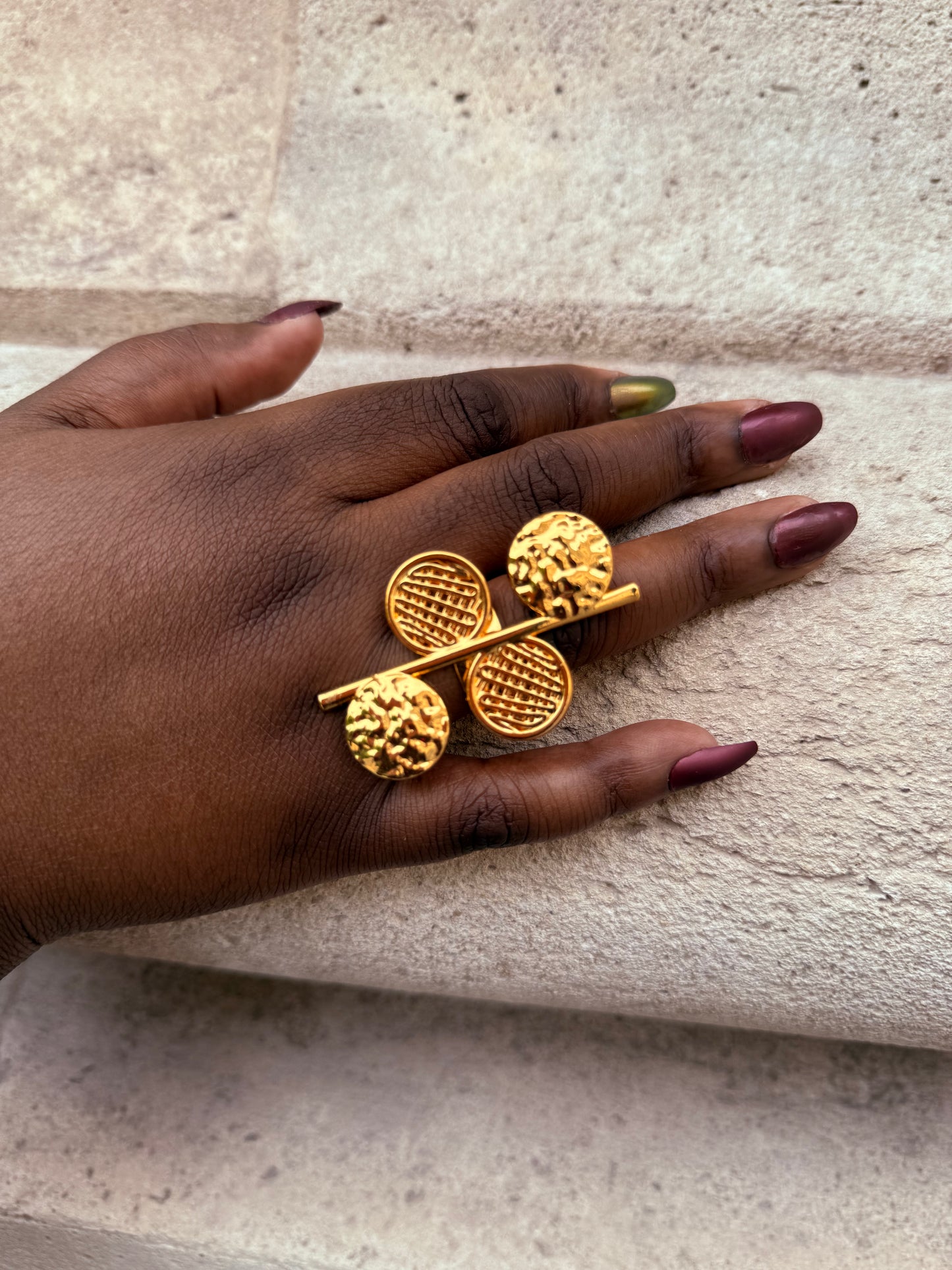 Bague ethnique dorée & ajustable
