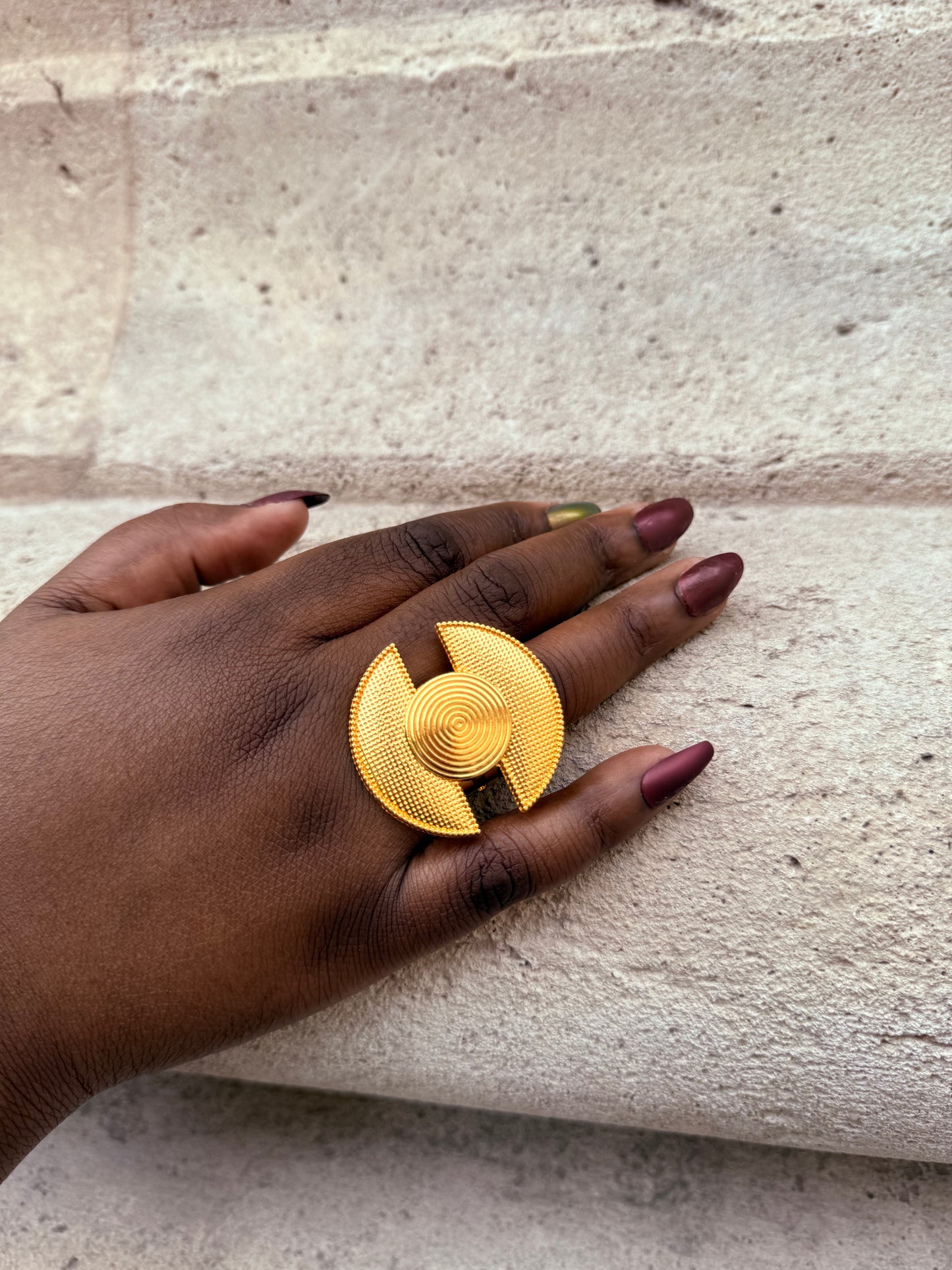 Bague ethnique dorée & ajustable