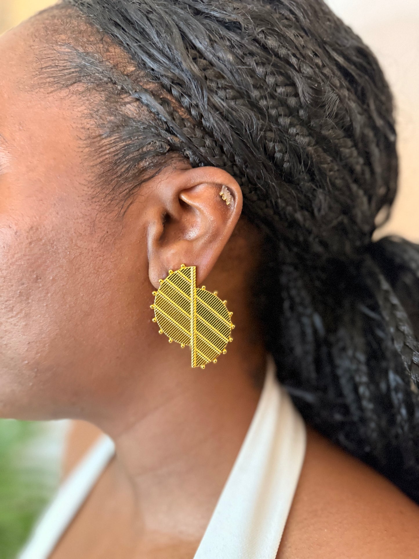 Boucles d’oreilles ethniques dorées Afro Chic