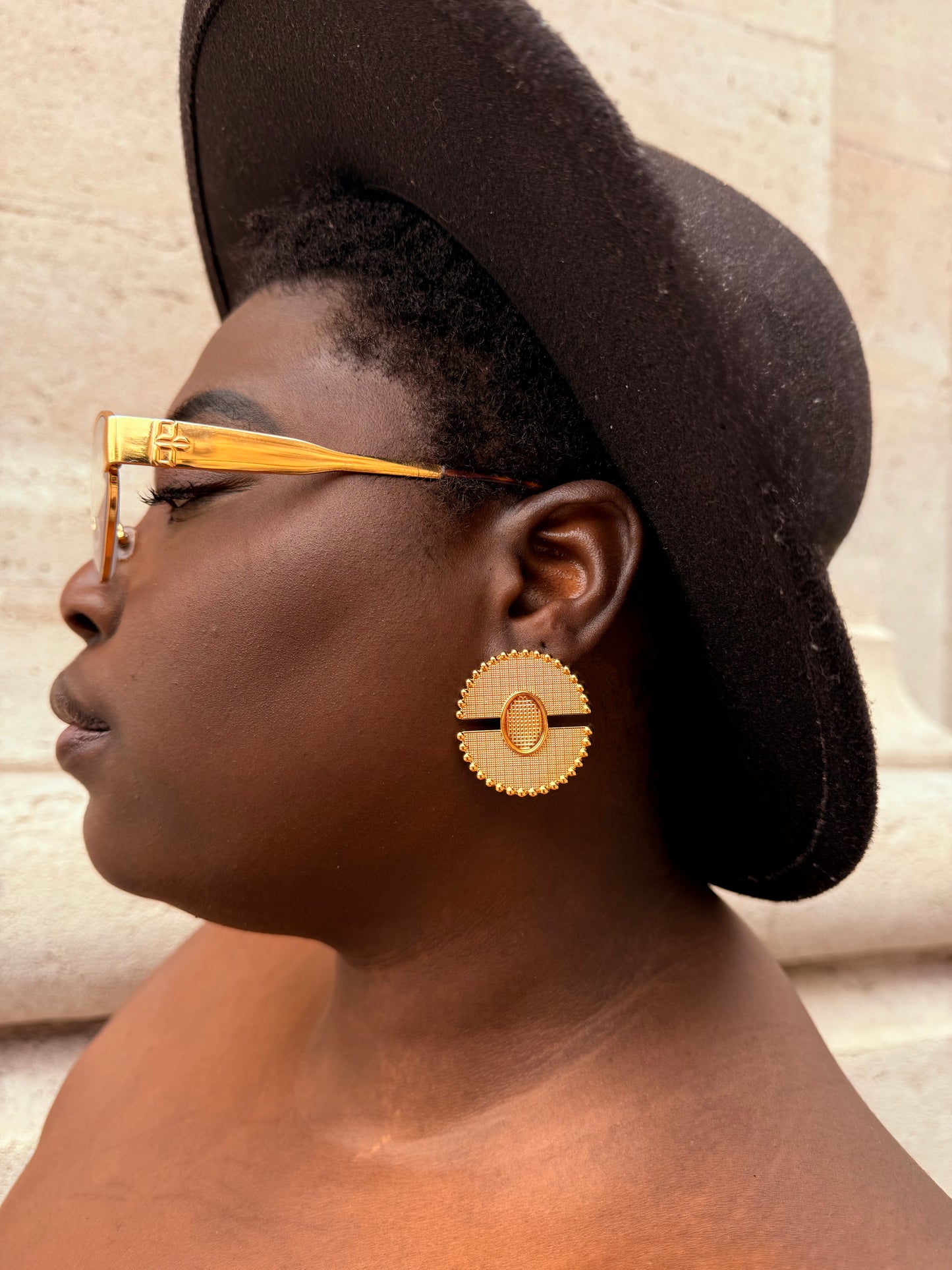 Boucles d’oreilles ethniques dorées Afro Chic