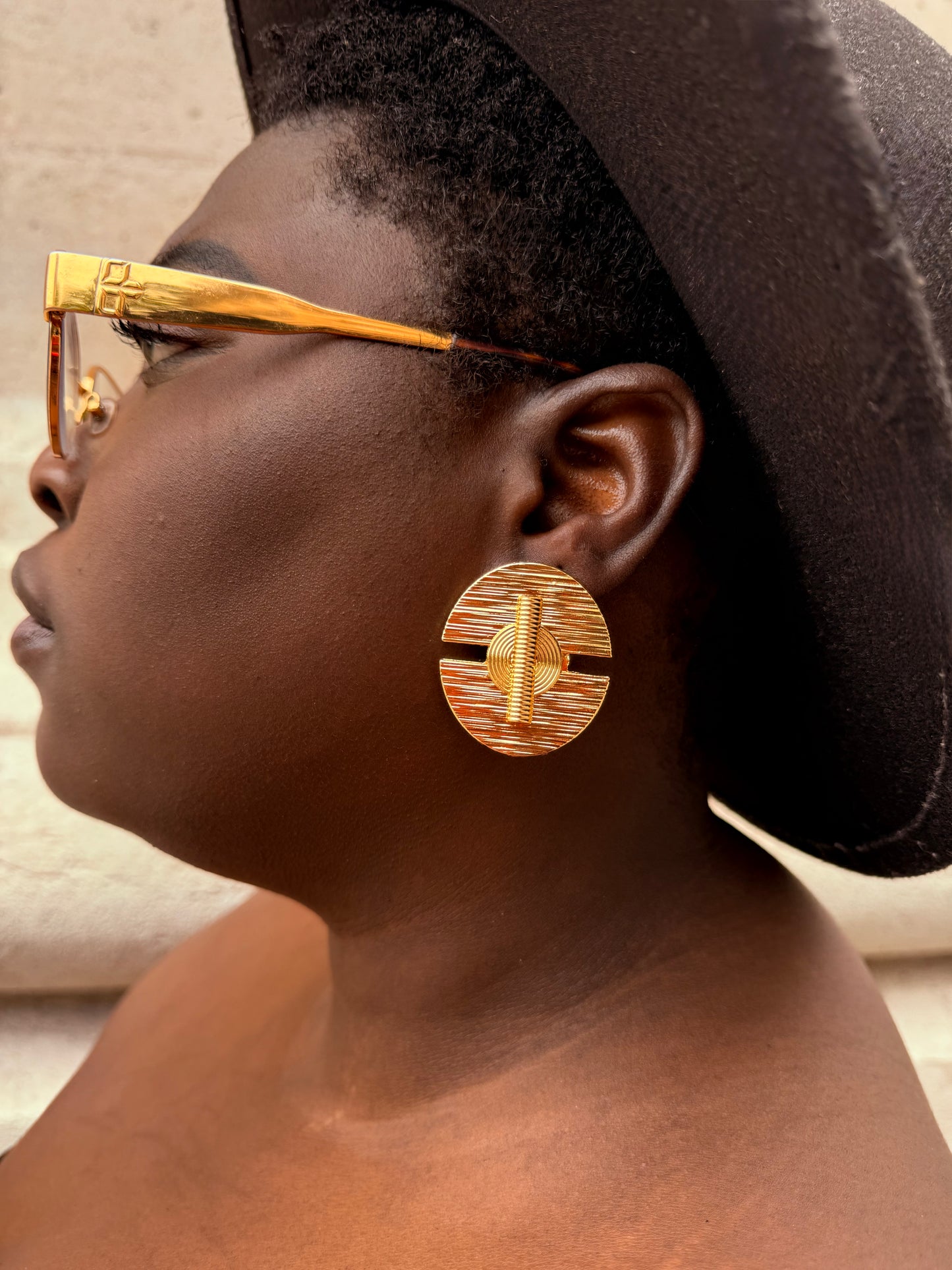 Boucles d’oreilles ethniques dorées Afro Chic